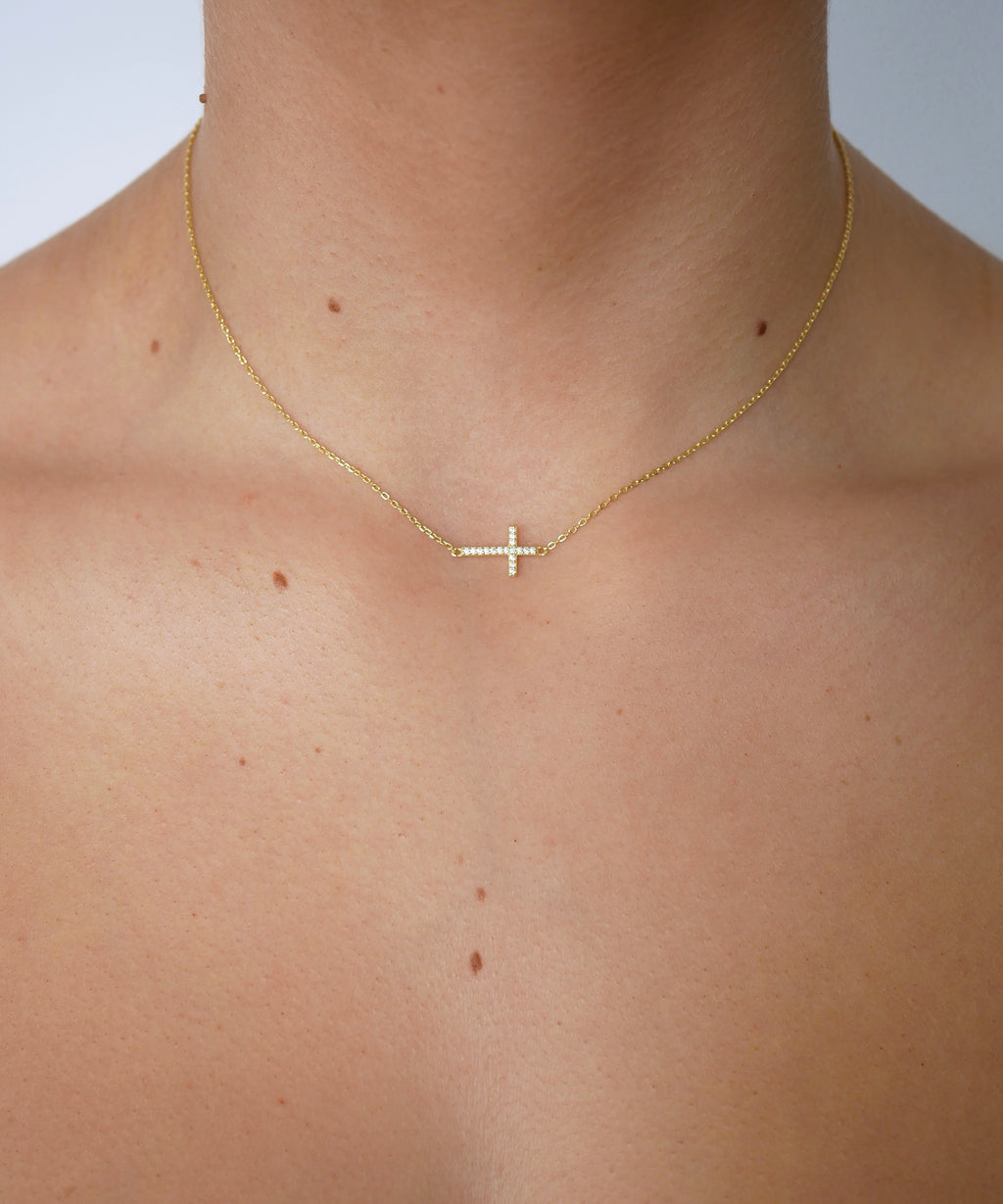 Gracie Side Cross Necklace - Gisele Collection Gold