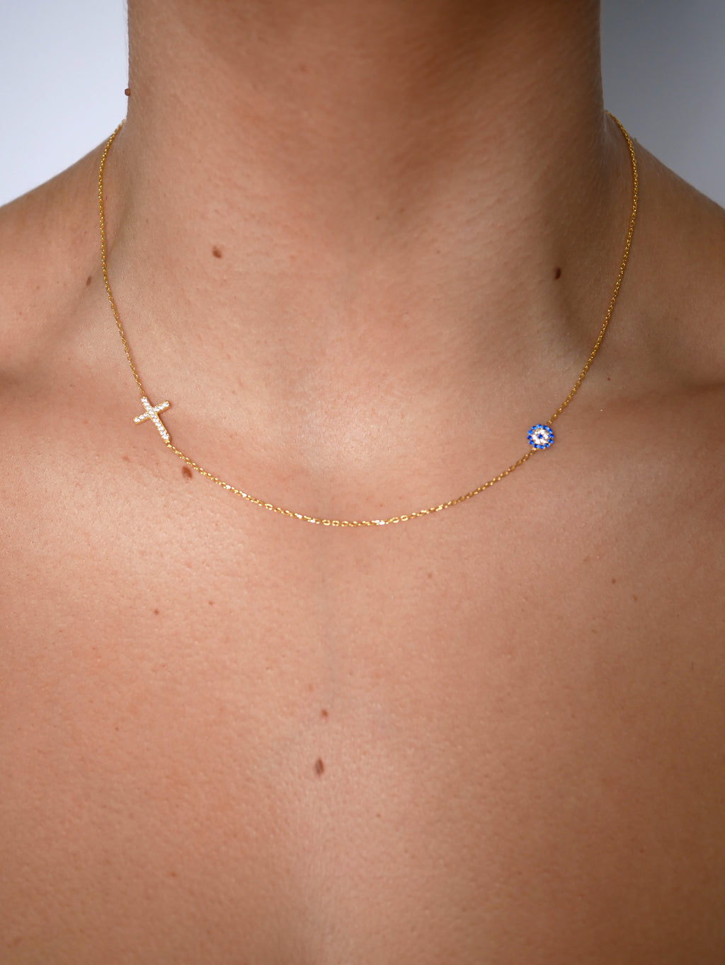 Isla Evil Eye Cross Necklace - Gisele Collection Gold