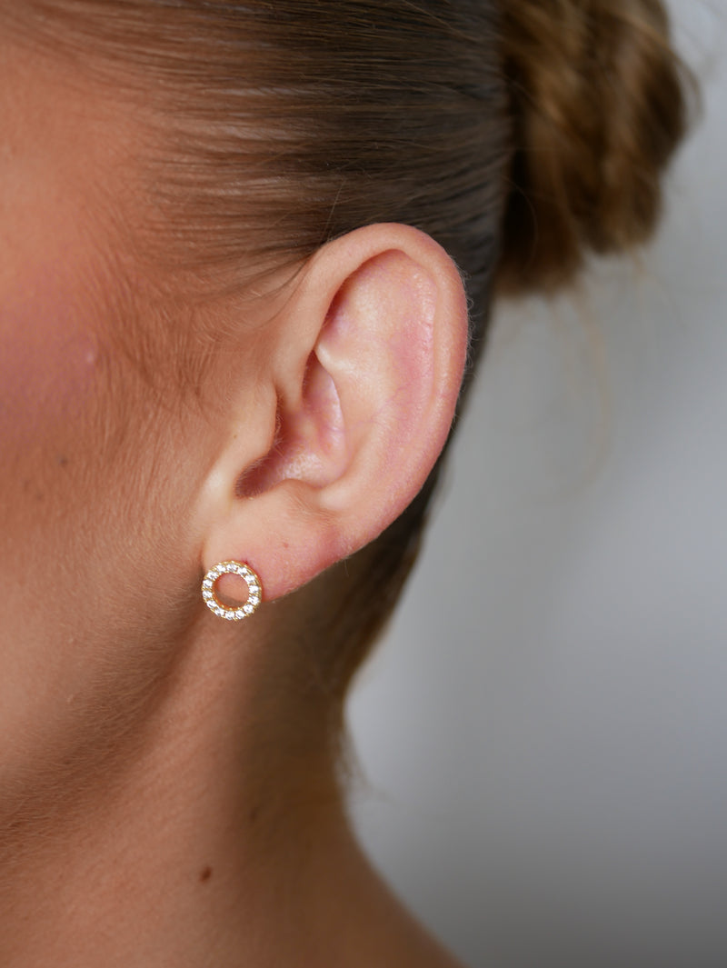 Joeme Large Crystal Outline Circle Stud Earrings